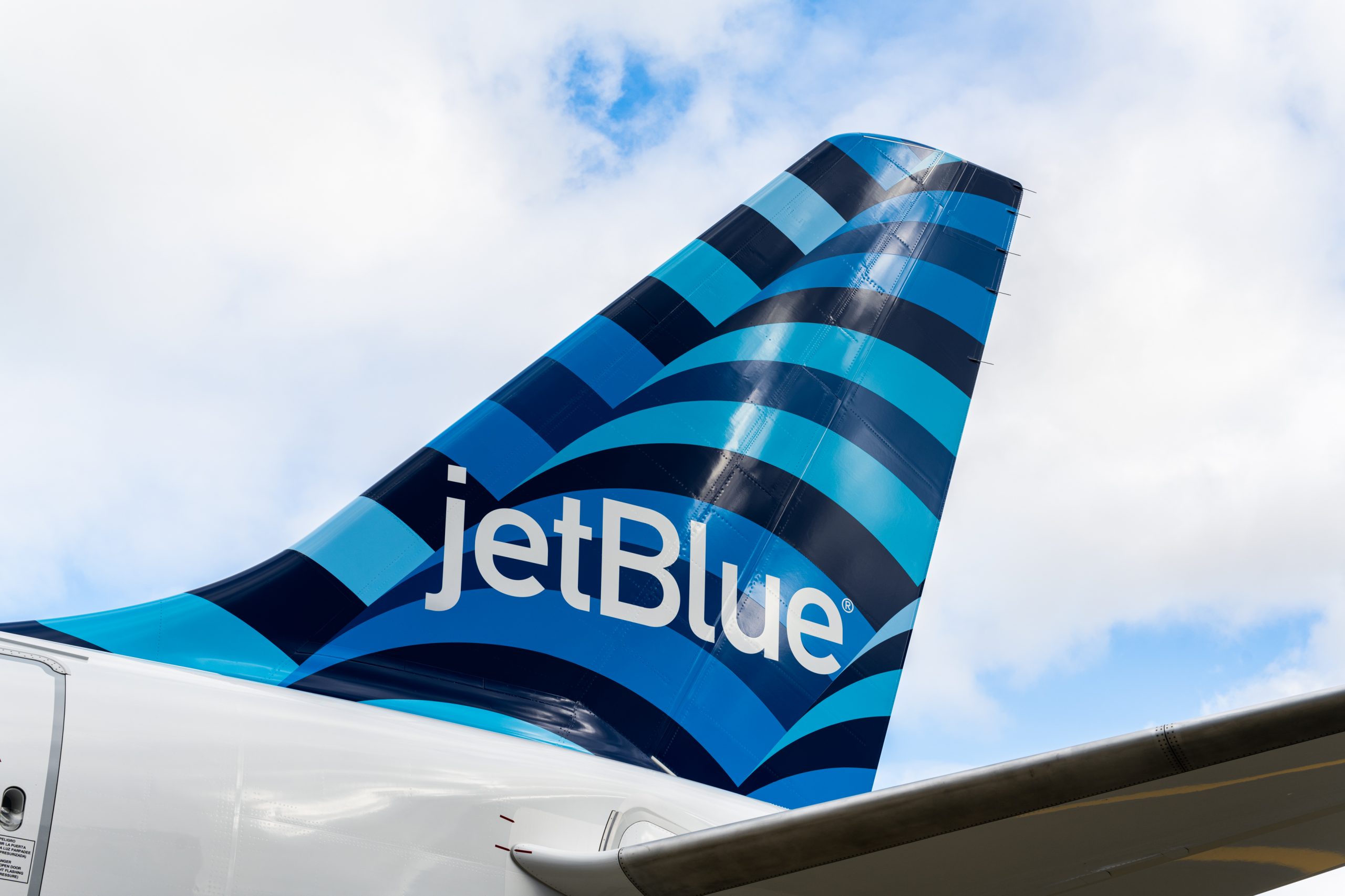 2024新商品 【TKintheUK 】SHIPS JET BLUE XFLY Twin 40mm F-18 EDF
